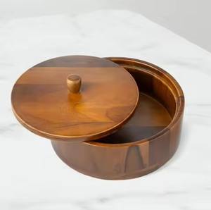 Boîte à chapati traditionnelle en bois massif, support de rangement pour roti pour une utilisation quotidienne en cuisine - Product Image 1