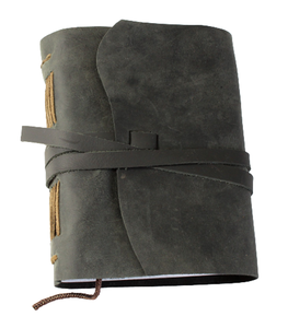 Journal en cuir de buffle véritable brun, souple et flexible, avec couverture rigide et poème imprimé à l'intérieur, idéal pour les voyages. - Product Image 1