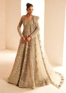 Robe de mariée de luxe avec col montant et détails en dentelle, traîne longue, style élégant pour cérémonie de mariée traditionnelle et moderne - Product Image 2