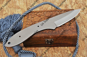 Couteau de camping professionnel en acier au carbone de haute qualité, couteau EDC Skinner à lame fixe, pointe tombante, manche intégral, forgé à la main, écologique - Product Image 4