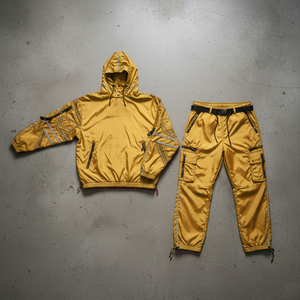 Custom Oversize Sportwear Streetwear Casual Winter Hooded Breathable Sweatsuit <b>Reflective</b> <b>Jacket</b> Jogger Set Windbreaker - Product Image 1