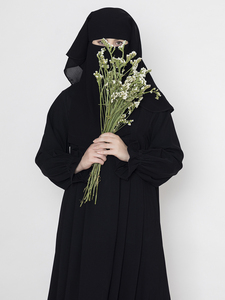 Elegant <b>Black</b> <b>Long</b> Sleeve Pleated <b>Maxi</b> <b>Dress</b> with Matching Niqab Holding Flowers Traditional Modest Islamic Outfit Women Wear - Product Image 2