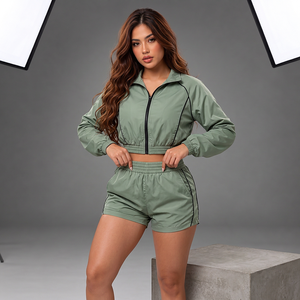 Conjunto de Shorts de Entrenamiento para Mujer al por Mayor, Taslan 140gsm, Cintura Elástica, Ligeros, Diseño 2 en 1, Ropa Deportiva Urbana para Marcas Minoristas - Product Image 3