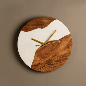 Horloge murale artisanale en bois et résine époxy personnalisée, idéale pour offrir en cadeau, décoration intérieure de qualité supérieure, objet décoratif pour restaurant et hôtel - Product Image 5