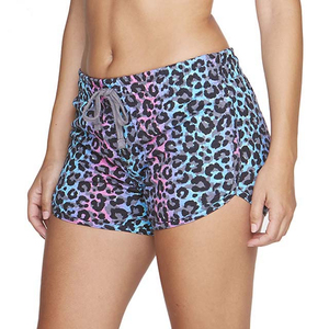 Shorts pour femmes à imprimé floral, taille mi-haute, style décontracté, respirant, en polyester tricoté, coupe régulière - Product Image 4