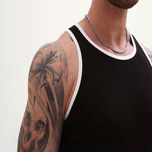 Débardeur tricoté noir uni pour homme, col rond, sans manches, décontracté, pour la gym et l'entraînement - Product Image 5