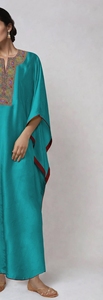 Hot Sale Beautiful Dubai Embroidery Breathable <b>Kaftan</b> Women V Neck Handmade Traditional Islamic Floor Length Polyester Clothing - Product Image 5