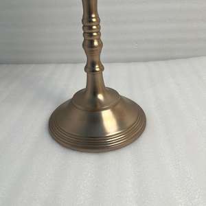 Porte-bougie artisanal en aluminium pour une décoration élégante de la maison, du salon et une ambiance lumineuse. - Product Image 2