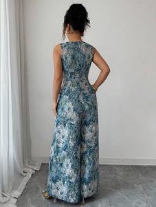 Combinaison à jambes larges à fleurs Serene Garden, fermeture éclair dissimulée au dos pour une finition sans couture. - Product Image 6