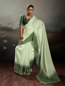 Sari Tradicional Verde de Seda, Sari Clásico de la Cultura India para Bodas y Celebraciones del Sur de la India, Disponible al Mejor Precio - Product Image 5