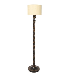 Lampes sur pied en bois de manguier en gros avec base spirale, abat-jour en jute beige personnalisé, fabrication OEM ODM, bois de manguier en vrac - Product Image 6