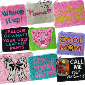 Monedero de tela de algodón bordado a mano con cuentas de semillas, cremallera, texto personalizado, patrón de animales y correa de cadena. - Product Image 3