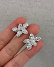ต่างหูเพชรทรงลูกแพร์ 10 กะรัต ทอง 14K: เครื่องประดับเจ้าสาวลายดอกไม้ - Product Image 4