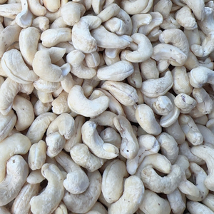 Noix de cajou brisées du Vietnam, prix de gros, noix de cajou entières biologiques W320 W210 Santigo, exigences OEM ODM pour les clients - Product Image 1