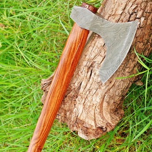 Hacha vikinga de estilo nórdico con mango de madera grabado, hacha de acero al carbono, hacha de Odín, hacha coleccionable hecha a mano, precio directo de fábrica - Product Image 4