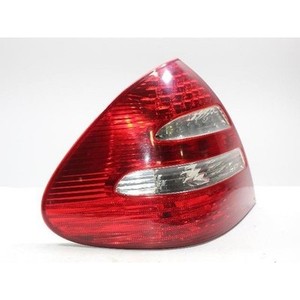 Luz Trasera Izquierda Usada para Clase E A2118200564 - Product Image 3