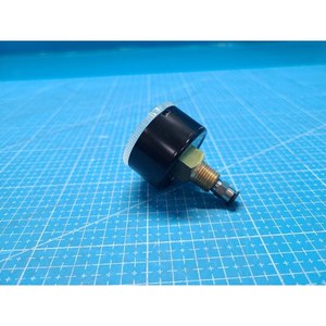 Manomètre SMC TEL Unity 85DP – Pièce détachée d'équipement semi-conducteur d'occasion (état actuel) - Product Image 1