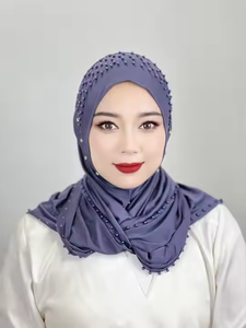 ฮิญาบผ้าซาตินสีน้ำตาลประดับด้วยคริสตัลสำหรับผู้หญิงสวมใส่ในชีวิตประจำวัน - Product Image 6