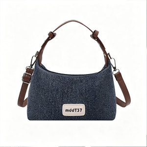 Sac à bandoulière en jean de créateur, style dumpling, polyvalent et tendance, pour femme, vente en gros d'usine - Product Image 1