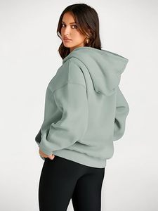 Sudadera con capucha unisex de invierno con cremallera completa para hombre, personalizable con estampado por sublimación, estilo urbano, oversize, de poliéster, color liso, con efecto abullonado. - Product Image 3