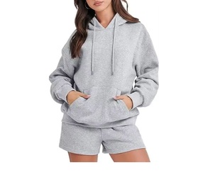 Conjunto de Sudadera con Capucha y Pantalones Cortos para Mujer, Diseño Personalizado con Logotipo, Hecho en Pakistán, 100% Algodón, Impermeable, Resistente al Viento, Transpirable y Ecológico - Product Image 5