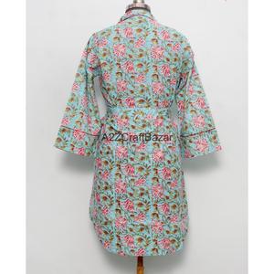 Hermoso Vestido de Noche Hecho a Mano con Estampado Floral, Mangas Campana, Transpirable, Corte Recto, Cierre con Botones, Cómodo - Product Image 6
