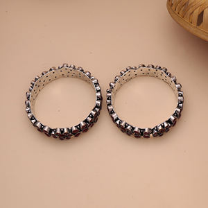 Brazaletes de Mujer con Bisel de Latón Vintage, Bañados en Plata Antigua, con Gema Roja, Joyería Étnica de Moda, Regalo - Product Image 4