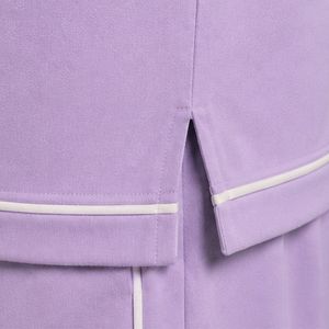 Ensemble T-shirt et short oversize pour homme Lilac avec passepoil contrastant beige, logo personnalisé, col rond, style streetwear décontracté, fabricant en gros - Product Image 6