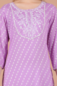 Women Rayon Purple Printed <b>Kurti</b> Ethnic Casual Wear <b>Kurti</b> - Product Image 3