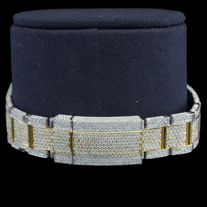 Montre Hip Hop pour homme, design personnalisé, cadran rond, deux tons, diamants Moissanite, fonction date automatique, diamants certifiés. - Product Image 3