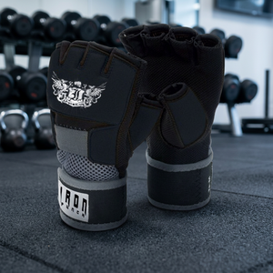 ผ้าพันมือสำหรับชกมวย IRON PUNCH ปรับได้ สวมใส่สบาย ปลอดภัย ผลิตจากหนัง PU แบบติดตีนตุ๊กแก สำหรับออกกำลังกายและฝึกซ้อม สามารถสั่งทำได้ - Product Image 4