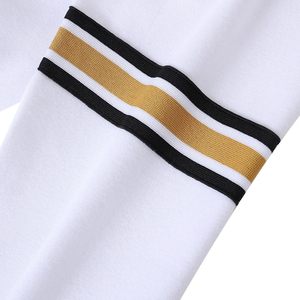 อัลฟ่า |   ฟี |   เสื้อสเวตเชิ้ตคอกลมสำหรับผู้ชายลายปักอัลฟ่า ฟราตเตอร์นิตี้ สำหรับฤดูใบไม้ร่วง |   ผ้าฝ้ายเชนิลล์ปักลายสมาคมแบบกำหนดเอง - Product Image 3
