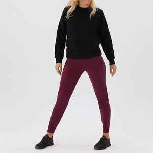 Sudadera Negra de Cuello Redondo para Mujer, Corte Regular, Tejido de Algodón/Fibra de Bambú, Transpirable, con Bordado de Cristal, para Otoño - Product Image 3