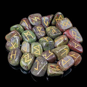 25 pièces sculptées Dragon Blood Onyx Stone Set Tumbled Blood Agate pour la guérison de l'artisanat en pierre semi-précieuse gravée - Product Image 6