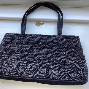 Sac à main décontracté de luxe fait main en Inde, assortiment de perles de verre multicolores, sac artisanal durable, sacs fourre-tout promotionnels - Product Image 3
