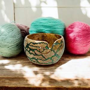 Bol à fil en bois pour le tricot, fabricant et fournisseur de bols en bois, faible MOQ, support à fil en bois avec trous pour le crochet, écologique - Product Image 3