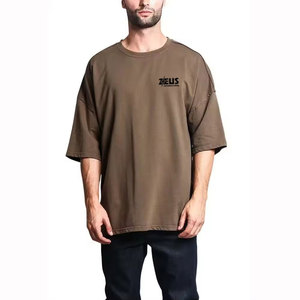 Camiseta Oversize para Hombre de Bajo MOQ, Diseñada para un Uso Diario Cómodo y con Flexibilidad de Moda - Product Image 1