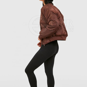 Chaqueta Bomber Transpirable de Piel de Oveja de Alta Calidad para Mujer EVER GLOW con Forro de Satén, la Más Vendida en Ropa Urbana - Product Image 5