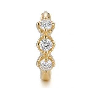 Aros con Cristales CZ Brillantes, Chapados en Oro de 14K, Plata S925, Pequeños Huggies para Apilamiento Minimalista en las Orejas - Product Image 2