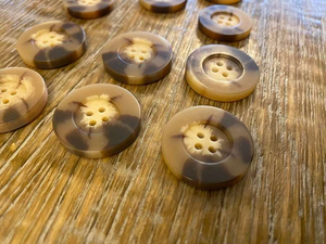 Botón de Cuerno de Búfalo de la Mejor Calidad, Fabricado en India, Ecológico, de Cuerno Natural, Color Negro, Botón en Blanco - Product Image 6