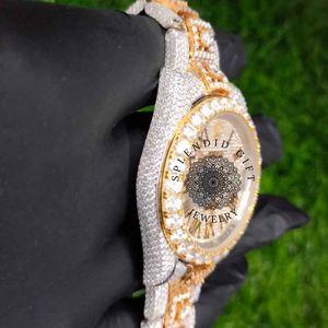 Splendide montre de luxe en diamant, cadran analogique à chiffres romains, bracelet en argent, boîtier de 28 mm, cristal saphir, mouvement à quartz - Product Image 2