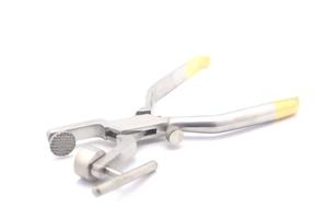 Outil de broyage osseux chirurgical pour usage dentaire, destiné à la collecte, au broyage et à la préparation de greffes osseuses autogènes - Product Image 3