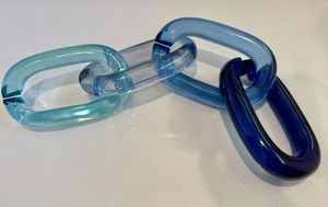 Decoración de pared con cadena de resina ecológica hecha a mano y personalizada por shama natural crafts - Product Image 3