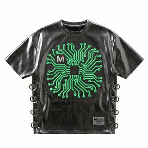 T-shirt oversize streetwear futuriste haute couture avec impression circuit, style techwear urbain MALUZA INDUSTRIES - Product Image 1