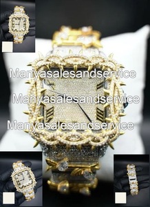 Reloj cronógrafo con diamantes de moissanita VVS en oro amarillo de dos tonos, caja cuadrada con esfera de acero inoxidable. - Product Image 4