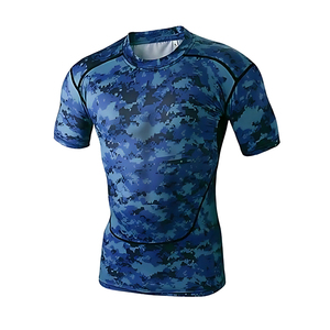 เสื้อรัดกล้ามเนื้อแขนสั้นลายพรางสีน้ำเงินสำหรับผู้ชาย ยอดขายดีที่สุด ผลิตโดยผู้ผลิตชั้นนำ แห้งเร็ว เหมาะสำหรับเล่นกีฬา รับผลิตแบบ OEM - Product Image 6