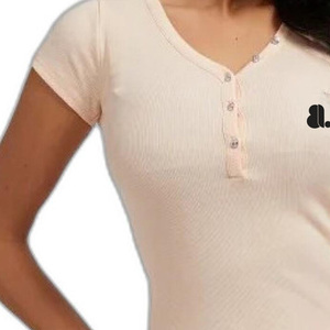 T-shirt beige à manches courtes et col rond pour femme, avec détails boutonnés, coupe classique, décontracté, pour l'été, 100 % coton biologique, respectueux de l'environnement - Product Image 3