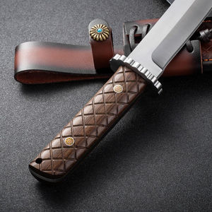 มีดใบตายแบบ Tanto ที่เป็นที่ต้องการสูง |   มีดเอาตัวรอดกลางแจ้งแบบฟูลแทงค์ พร้อมด้ามจับลายพิเศษและปลอกหนัง ราคาประหยัด - Product Image 4