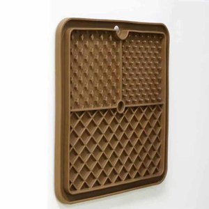 Alfombrilla de silicona para lamer con diseño original y patrón personalizado de Trusted Factory, ayuda para comer lentamente, ideal para viajes, con informes de prueba. - Product Image 1