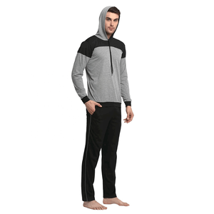 Conjunto deportivo premium para hombre con cremallera, suave y elástico, para correr, hacer ejercicio y actividades relajadas. - Product Image 1